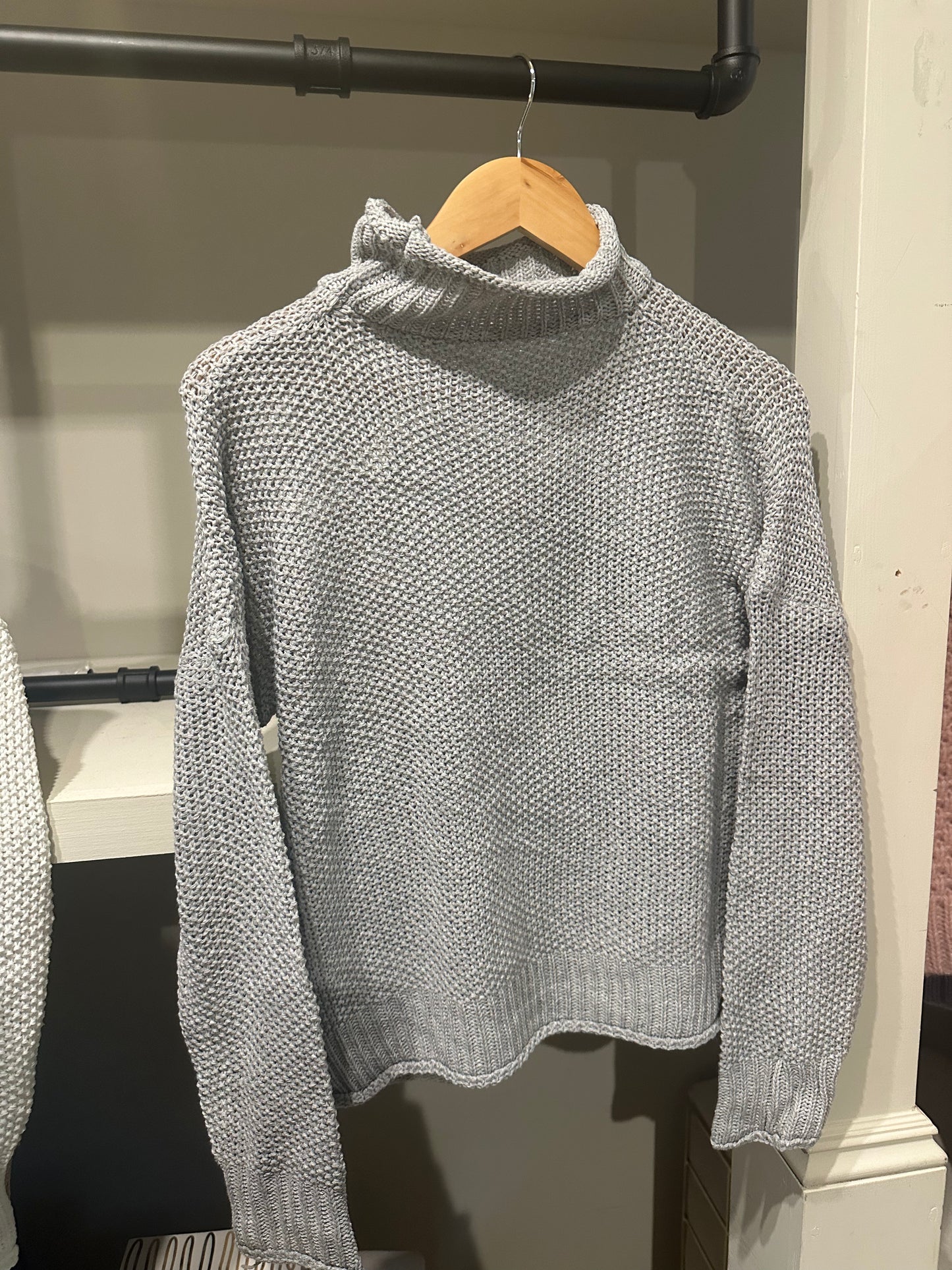 High neck crochet knit jumper- Grey/medium