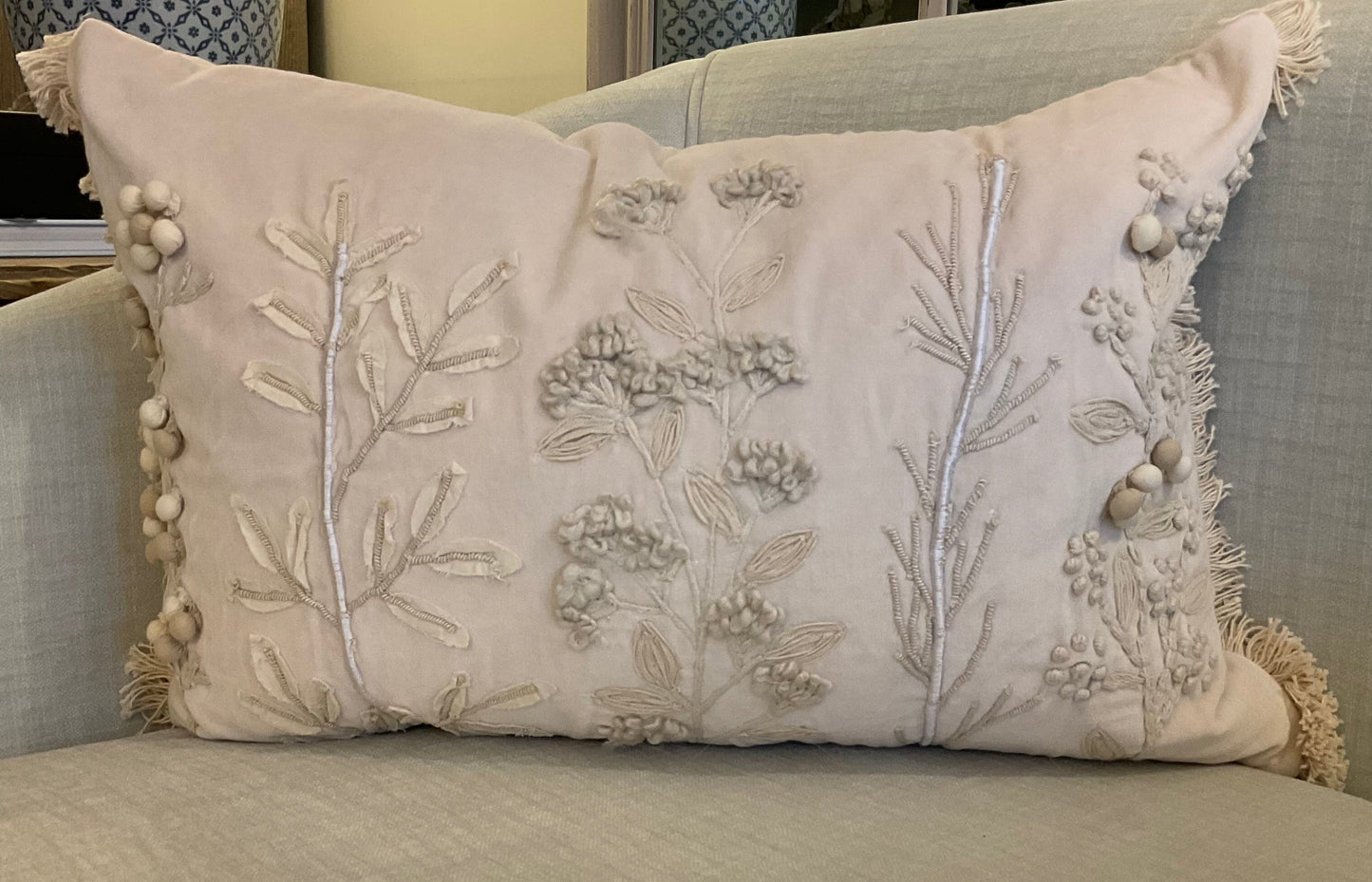Decorative cushion