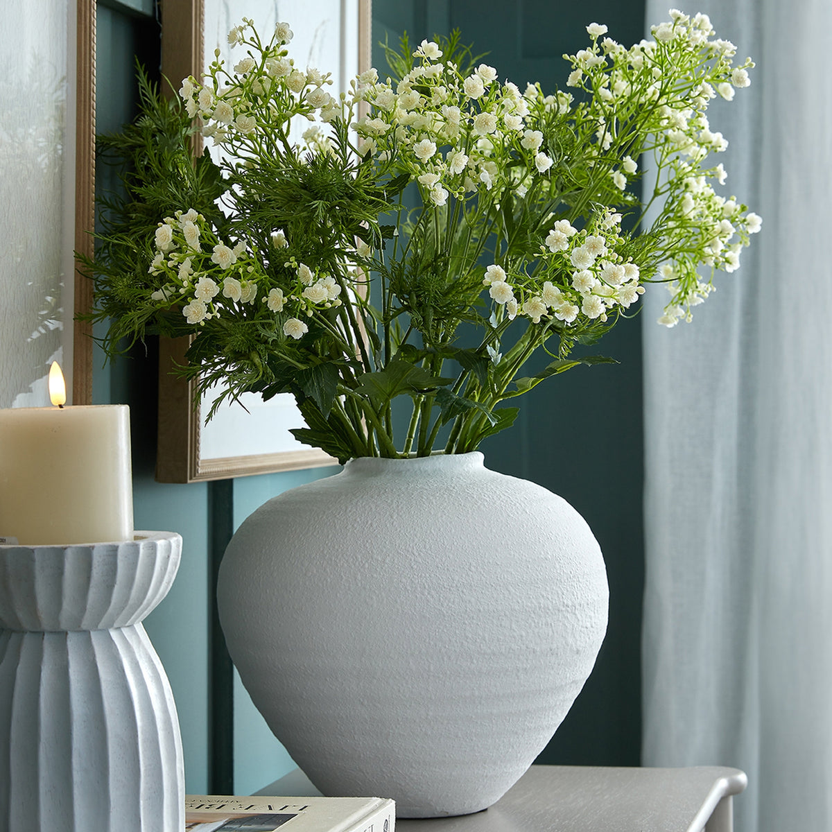 Regola Large Matt White Ceramic Vase