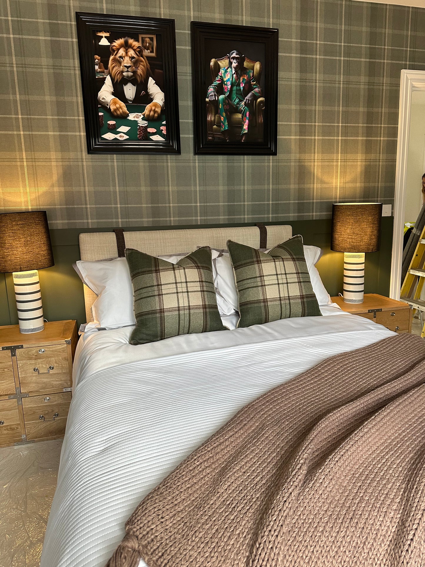 Chamfered Custom Headboard - 135 × 90 cm