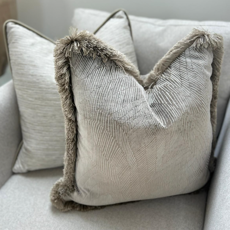 BROOKWORTH SHOWHOME BRAEBURNS CUSHION