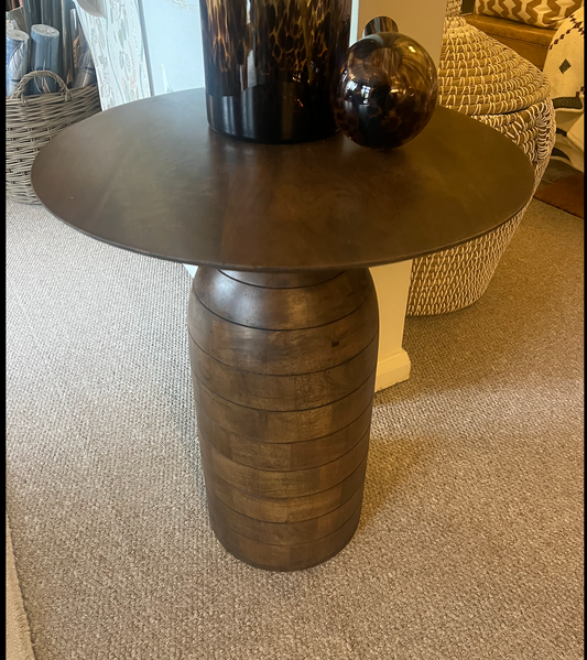 Acacia Wood Round Table