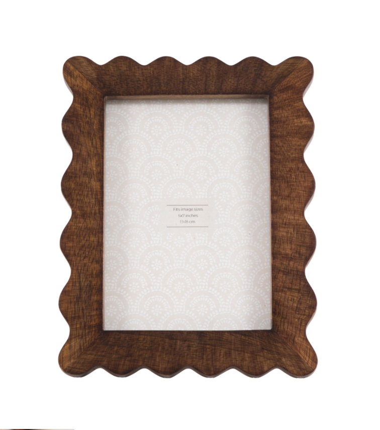 Avila Wooden Scallop Photo Frame